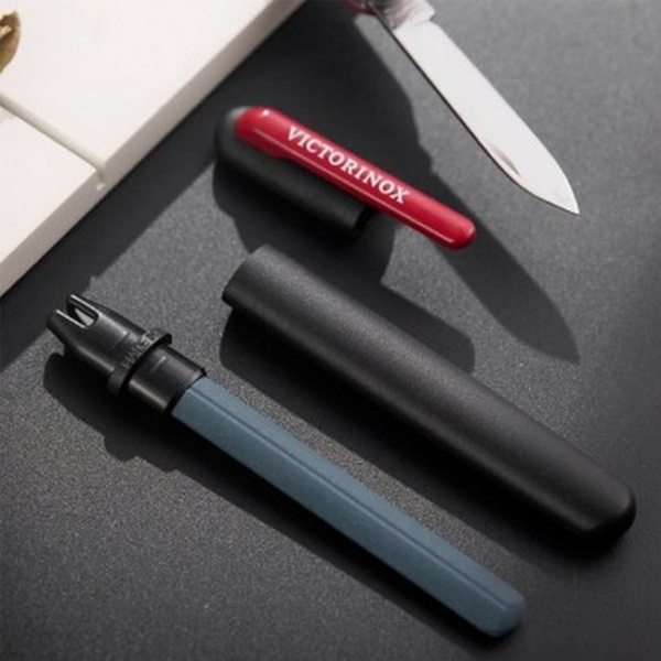 Точилка ножей Victorinox Dual-Knife (Ручка 140мм, черная / красная )